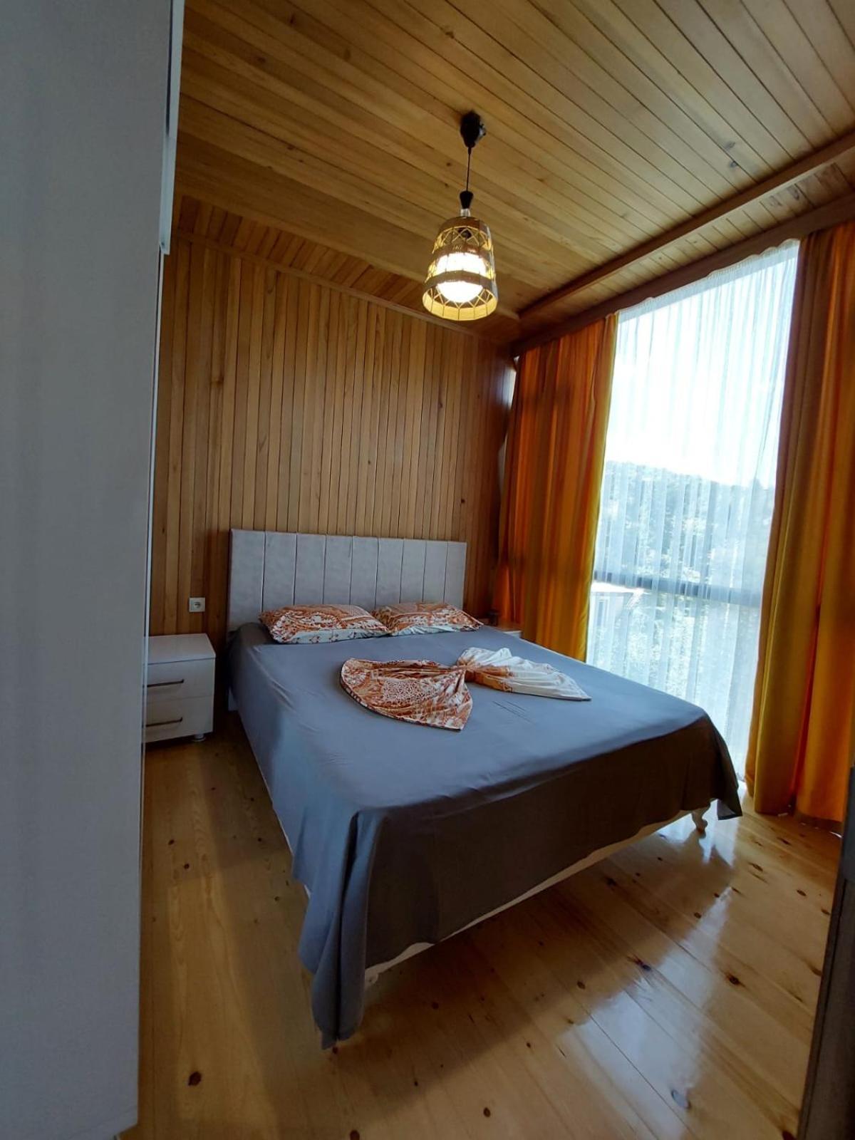 Готель Mtirala House Khala Екстер'єр фото